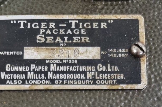 Tutte le macchine: Tiger-Tiger Package Sealer Aufroller England – Usato da Flums venduto da Flumsantik 6