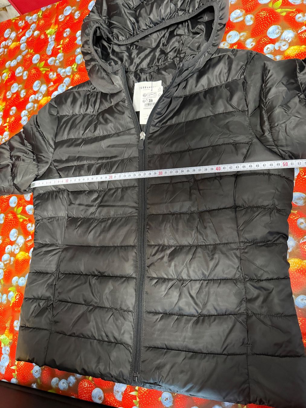 Giacche: Schwarze  Jacke mit Kapuze, Gr. L - Neu – Nuovo e nell'imballaggio originale da Cugnasco venduto da tizianaq 5