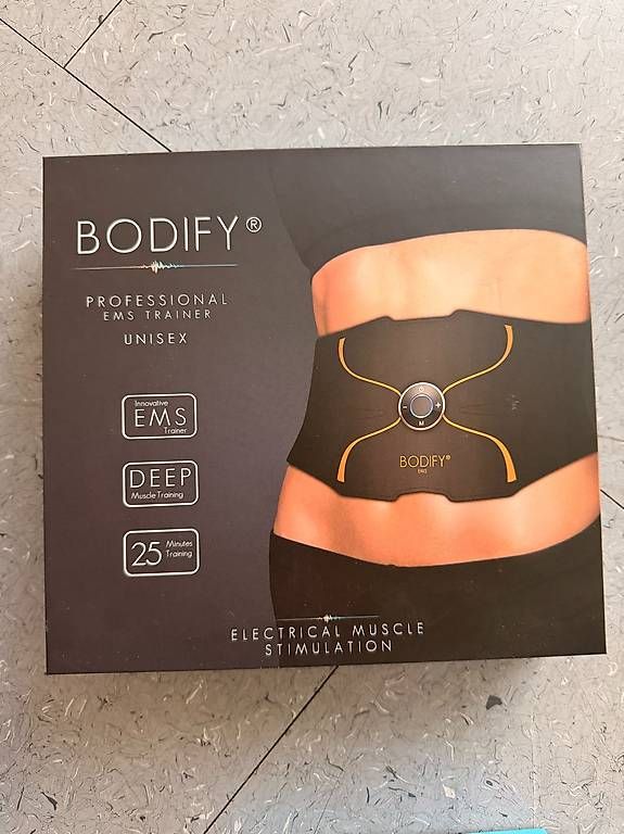 Hometrainer: *Bodify* EMS-Trainer (4er Set) – Usato da Altendorf venduto da NiiggiiPiinkkii 3