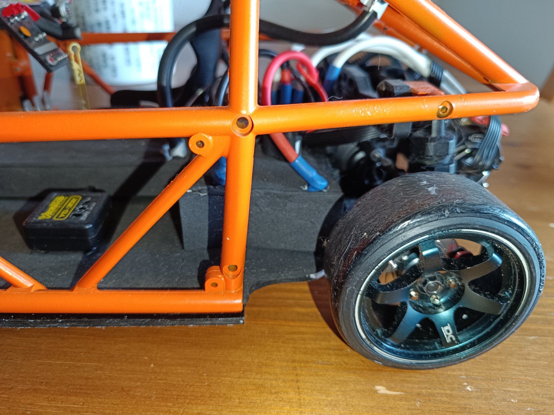 Yokomo Modellismo RC: Yokomo YD2 R  Projet Manhattan Custom – Nuovo (secondo la descrizione) da La Sarraz venduto da dabrun78 7