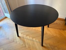 Round Black Wood Extendable Table – Ø120cm (Oval 150cm)
