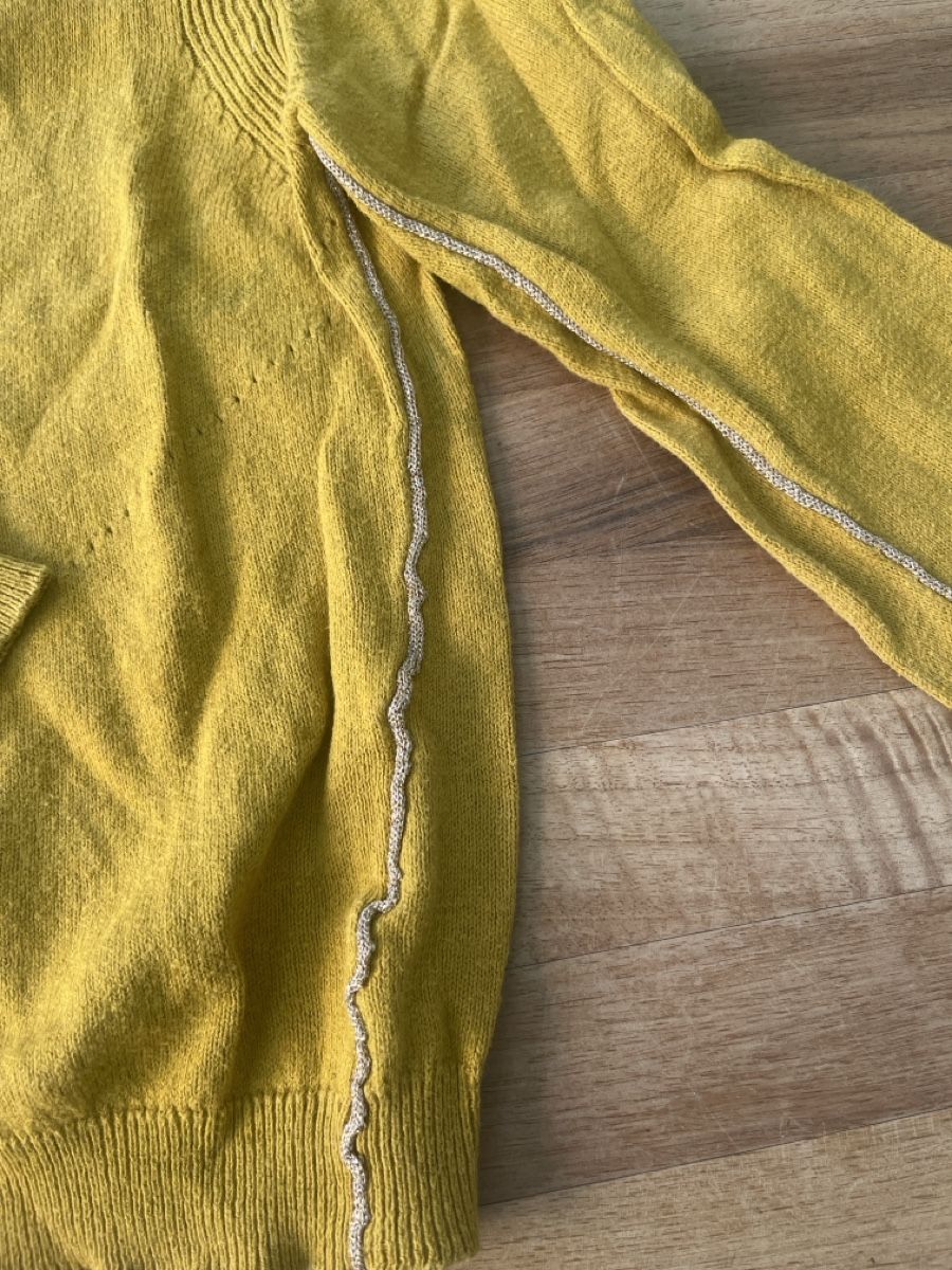 Vestes & Manteaux: Strickjacke gelb Grösse 6 Jahre – D'occasion à Basel par HugChristine 2