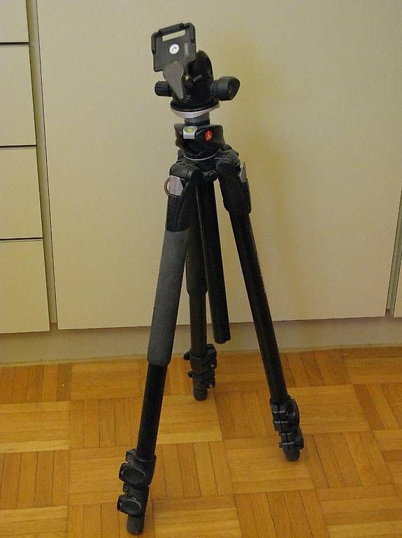 Treppiedi & Teste: Stativ Manfrotto – Usato da Grenchen venduto da eule43 3