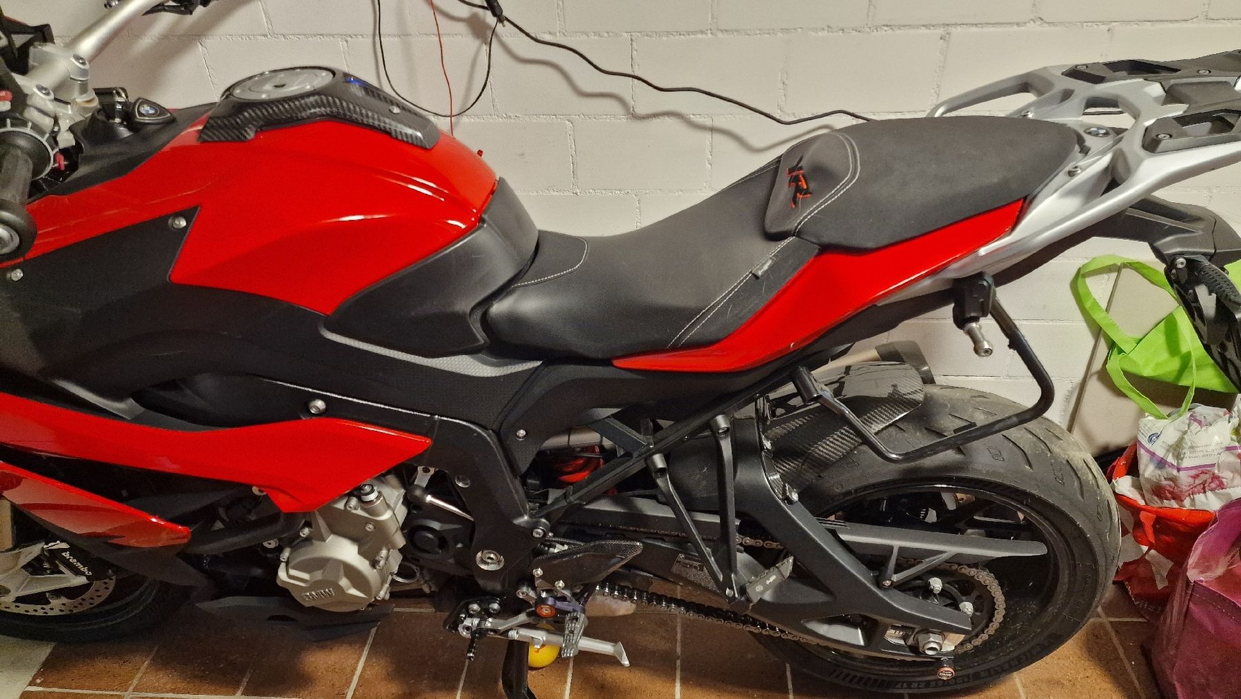 BMW Tutti i ricambio per moto: BMW S1000XR Originale Sitzbank / Sattel – Nuovo e nell'imballaggio originale da Stetten AG venduto da NE-Services 3