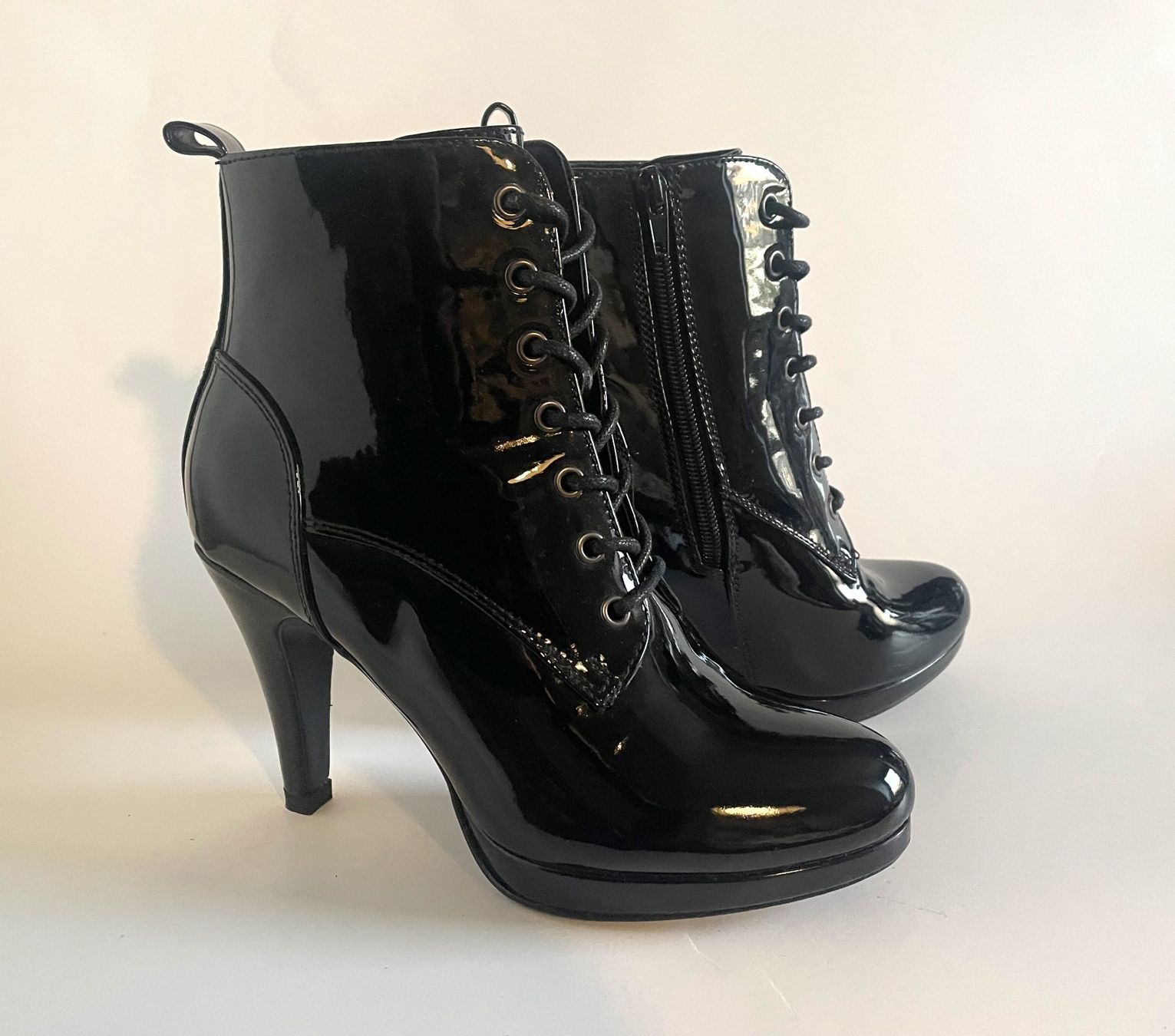 Anna Field Scarpe da donna: Plateau Lack Stiefeletten, Gr.37 – Nuovo (secondo la descrizione) da Zürich venduto da Caro55