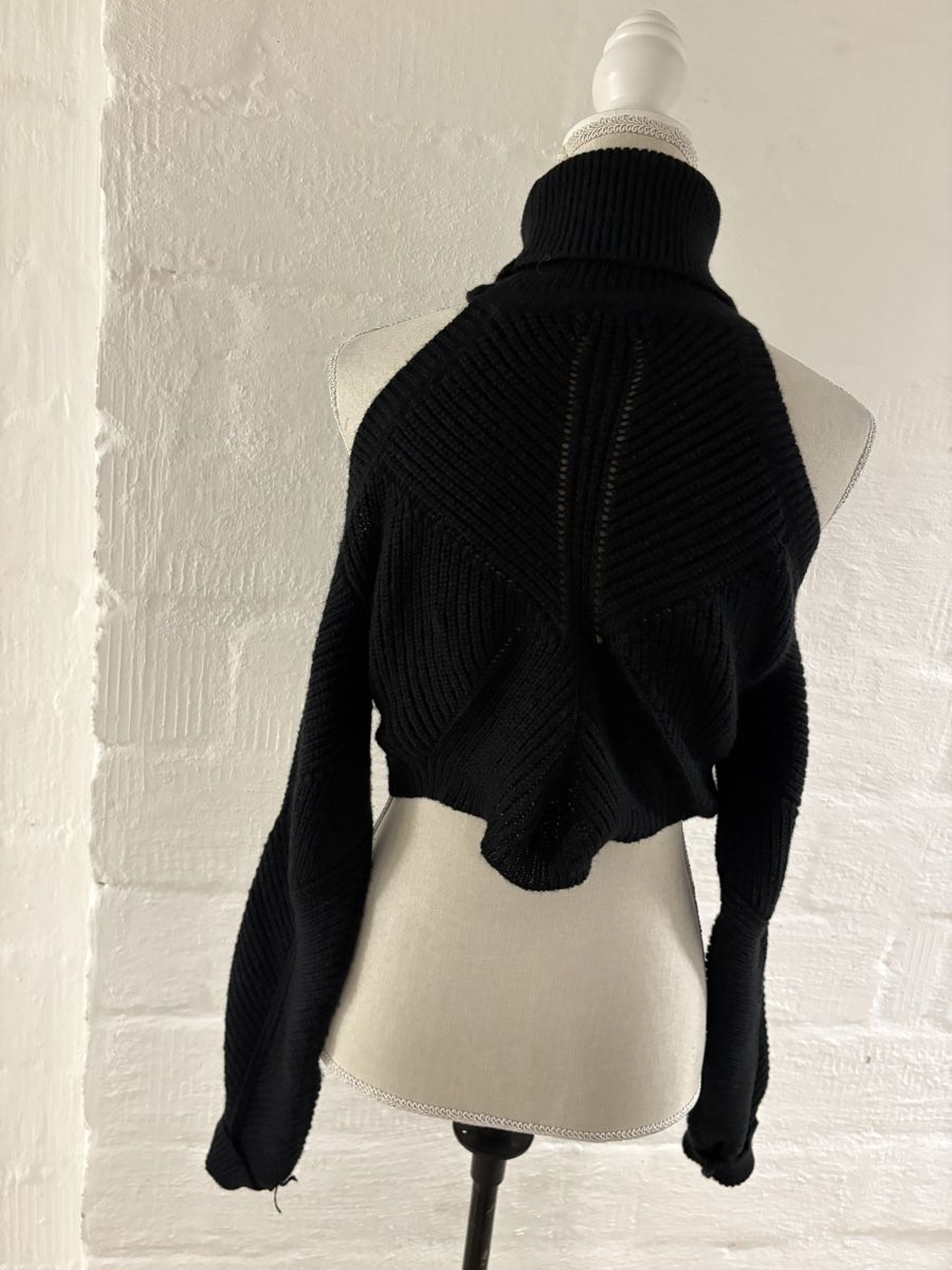 Shein Maglioni & Felpe: Damen Pulli,Gr.M;Shein – Usato da Winterthur venduto da Nena222 2
