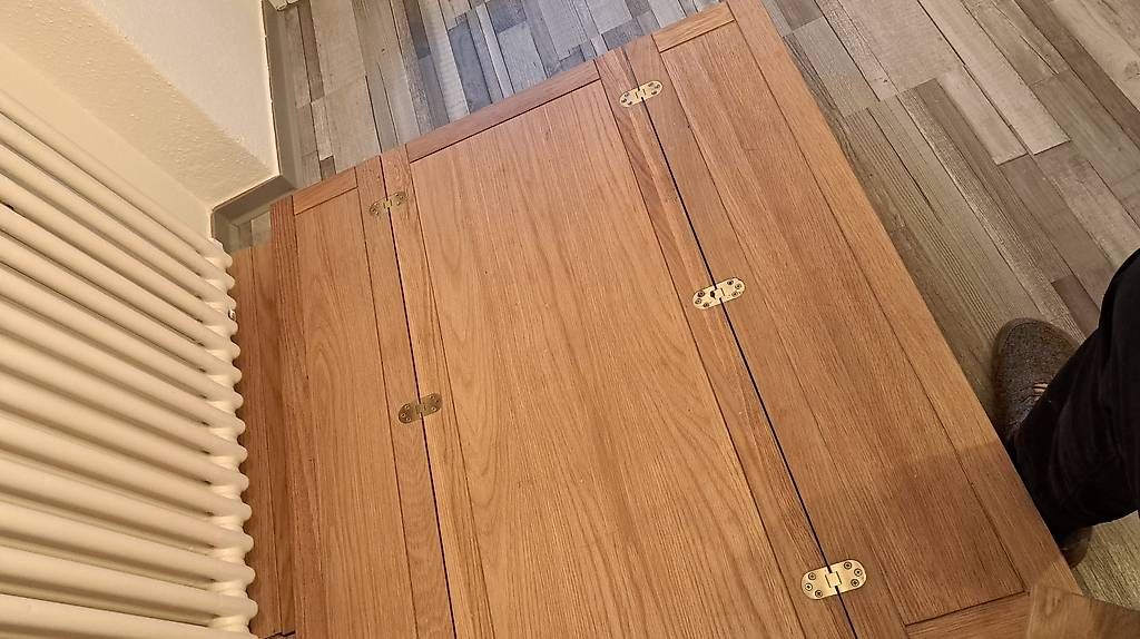 Tavoli: Holz Dekotisch – Usato da Illnau venduto da Penguin 3