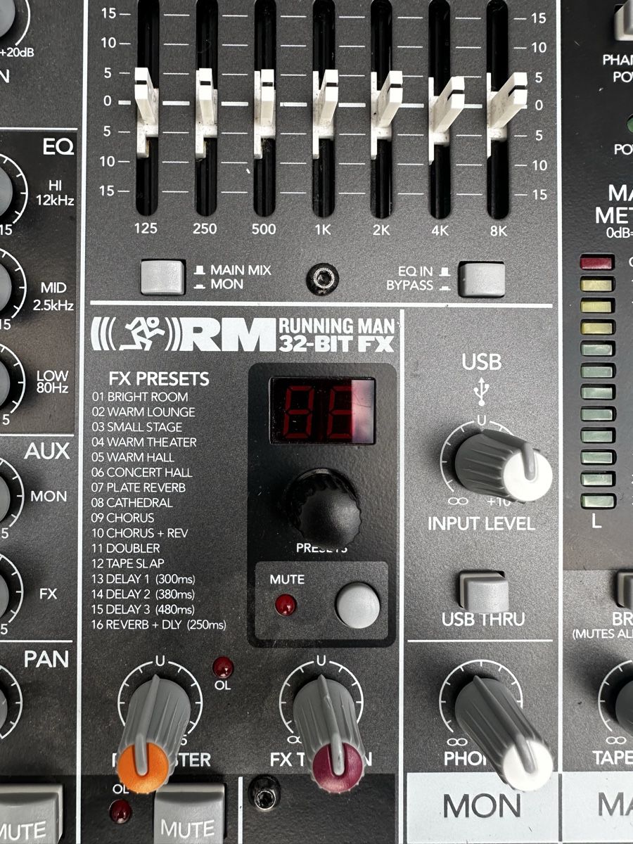 Mackie Console di mixaggio: Mackie ProFX8 Audio Mixer – Usato da Zürich venduto da deftwow 9