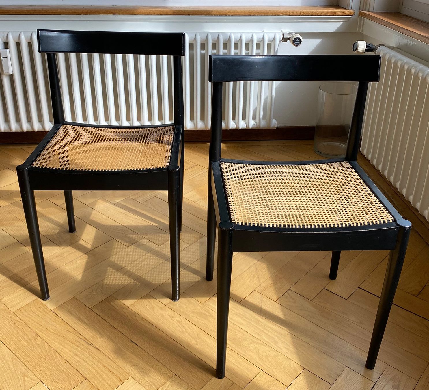 Sedie: 2 design stühle 70 geflecht jonk design vintage – Usato da Lützelflüh-Goldb venduto da fluidum