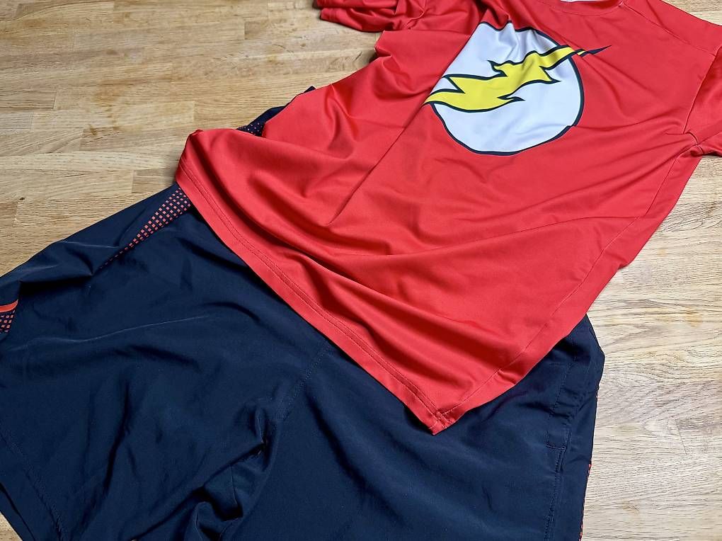 Scarpe, pantaloni & magliette da ginnastica: Under Armour Sport Trikot Shorts – Usato da Diepoldsau venduto da Take1 4