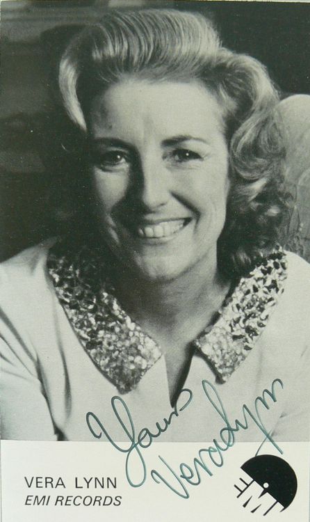 Vera Lynn (1917-2020) Sängerin - sign. Foto (Gebraucht) in Dietikon für ...