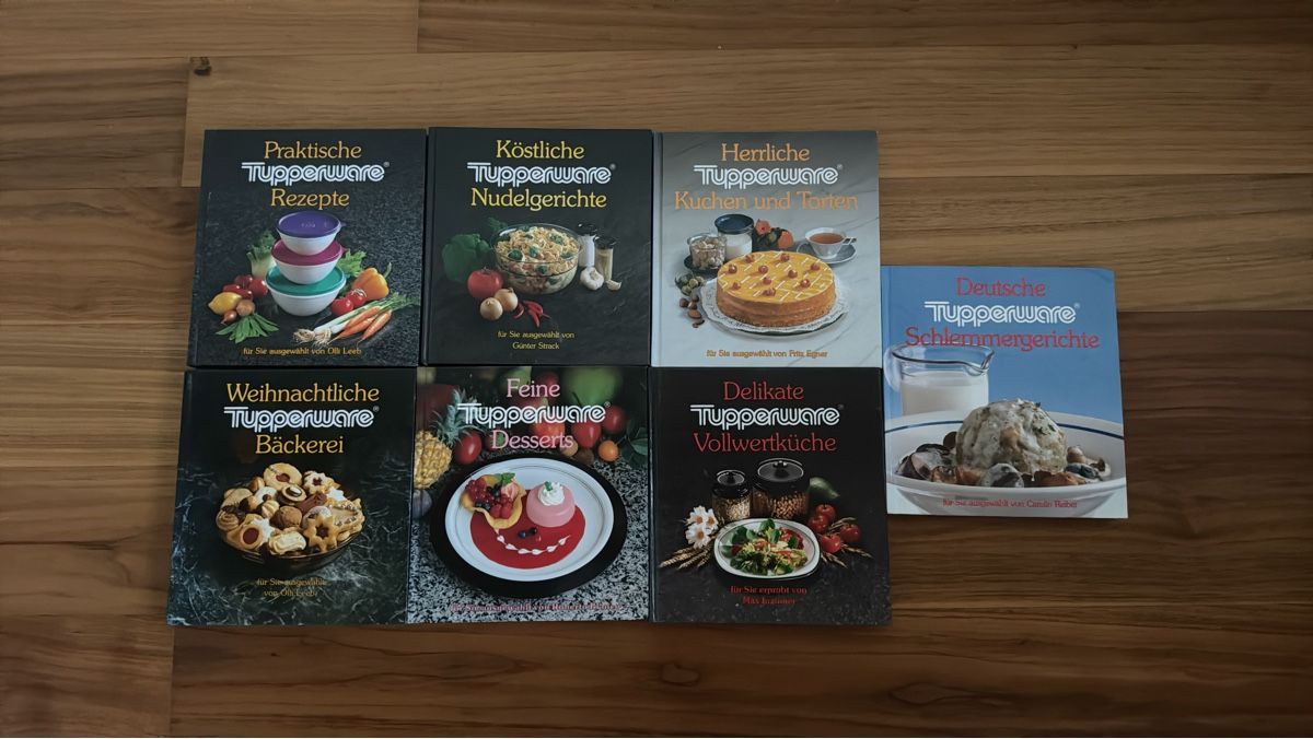 Libri: Tupperware Kochbücher Sammlung - 7 Klassiker! – Usato da Unterseen venduto da cindypri