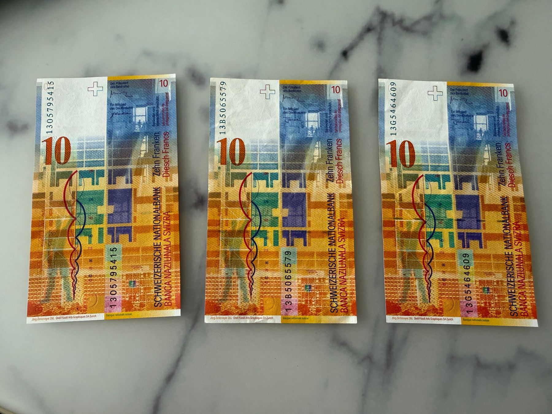 Banconote: Banknote 10 CHF, Le Corbusier - 1995 – Usato da Dübendorf venduto da sou_55nr 1