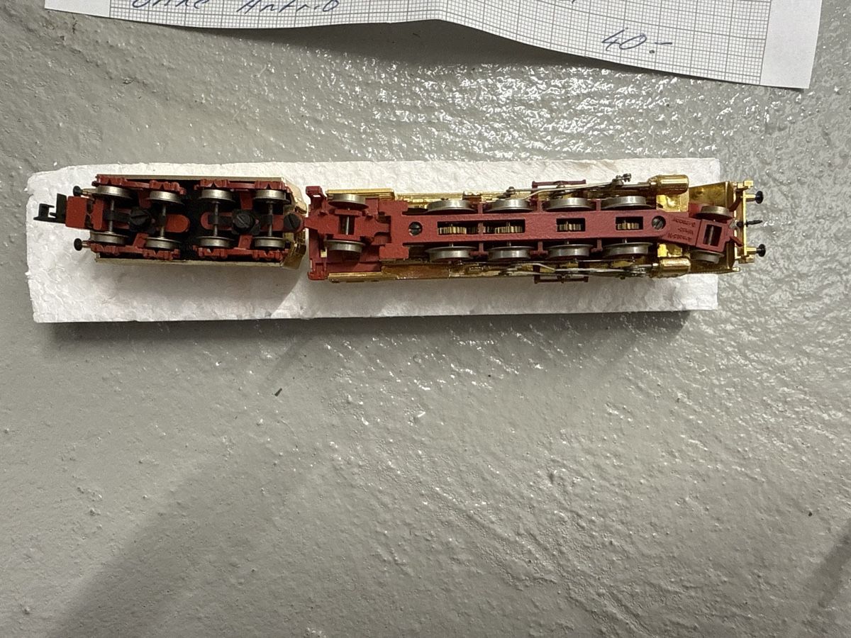 Arnold Modellini di ferrovie: Arnold Dampflok Gold ohne Antrieb, N  – Usato da Berikon venduto da TopLok 1