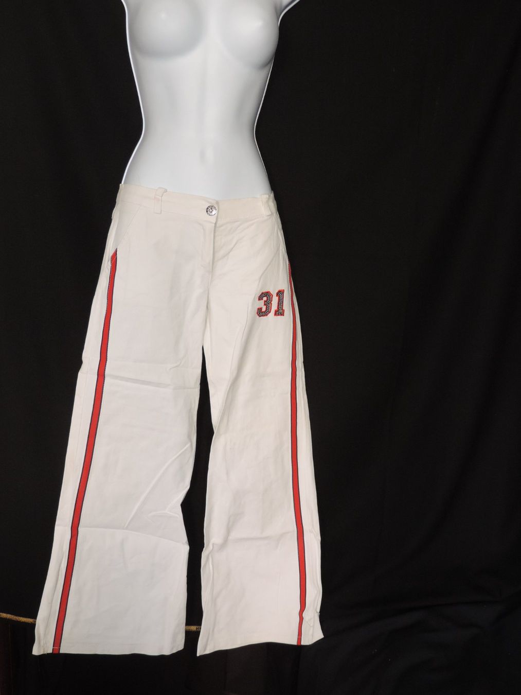 Pantaloni: pantalon stretch blanc – Usato da Genève venduto da Axelle333