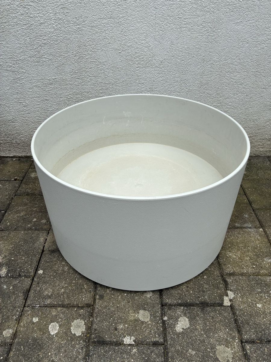 Luwasa Blumentöpfe: Grosser Blumentopf Luwasa Hydroculture auf Rollen – Gebraucht aus schönenwerd von quartier9