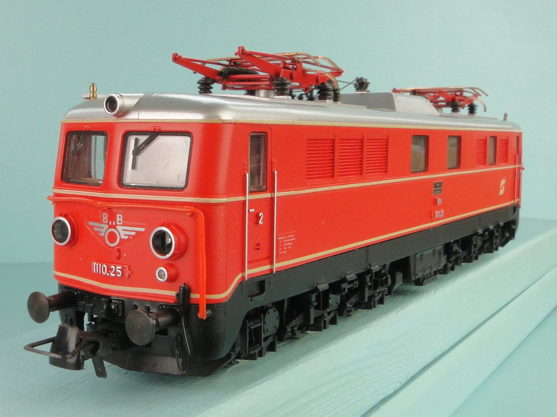 Roco Modellini di ferrovie: Roco 4198B ÖBB  1110, Neuwertig – Usato da Bülach venduto da cann11 5