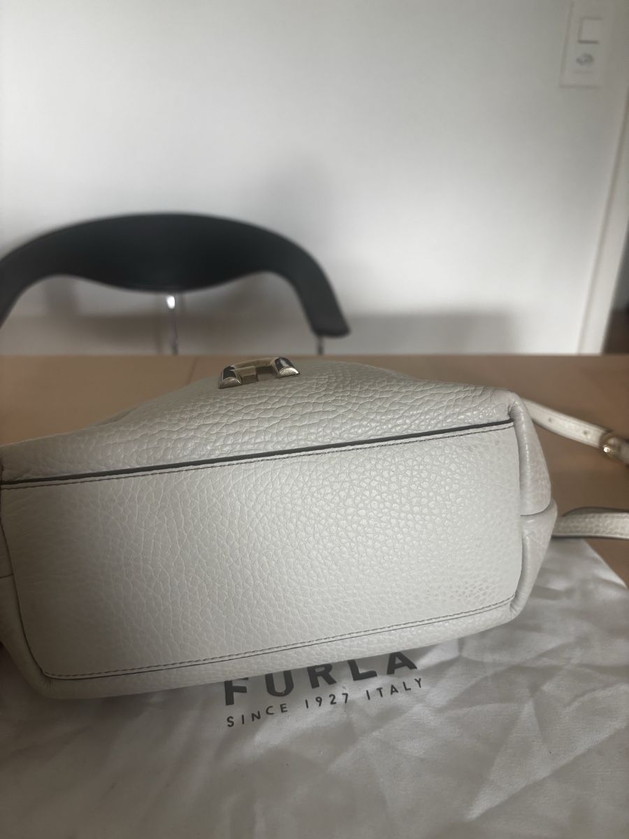Furla Borse da donna: Furla Primula Hobo mini white  – Usato da Winterthur venduto da ola_t9r5 5