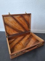 Wunderschöner Holzkoffer mit Zahlenschloss 