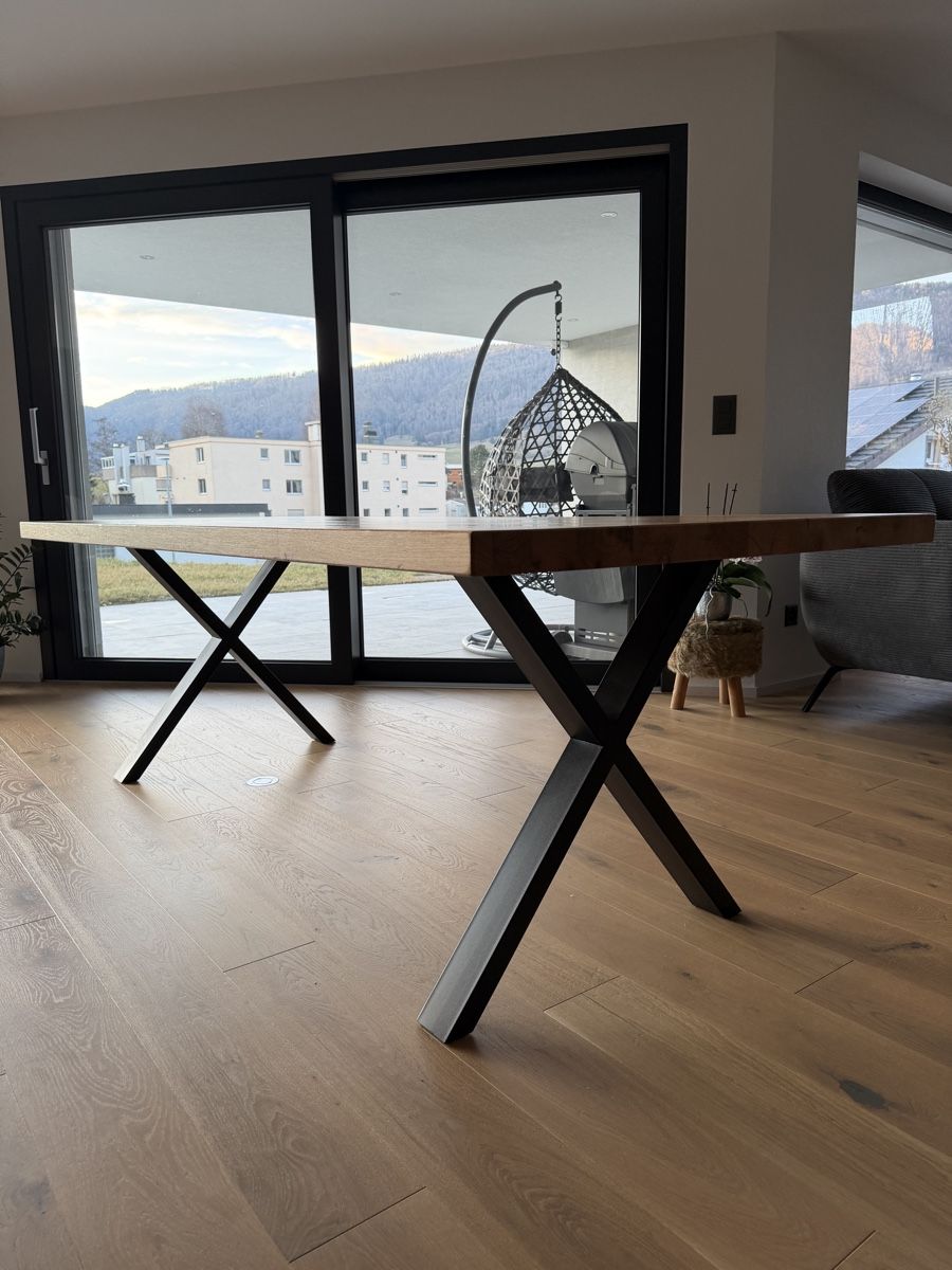 Tavoli: Table en chêne massif – Nuovo (secondo la descrizione) da Moutier venduto da Ma2740 1