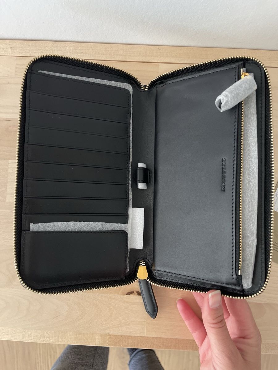 Burberry Brieftaschen: Burberry - wallet  neuf – Neu und originalverpackt aus Bursinel von mel_8c62 3