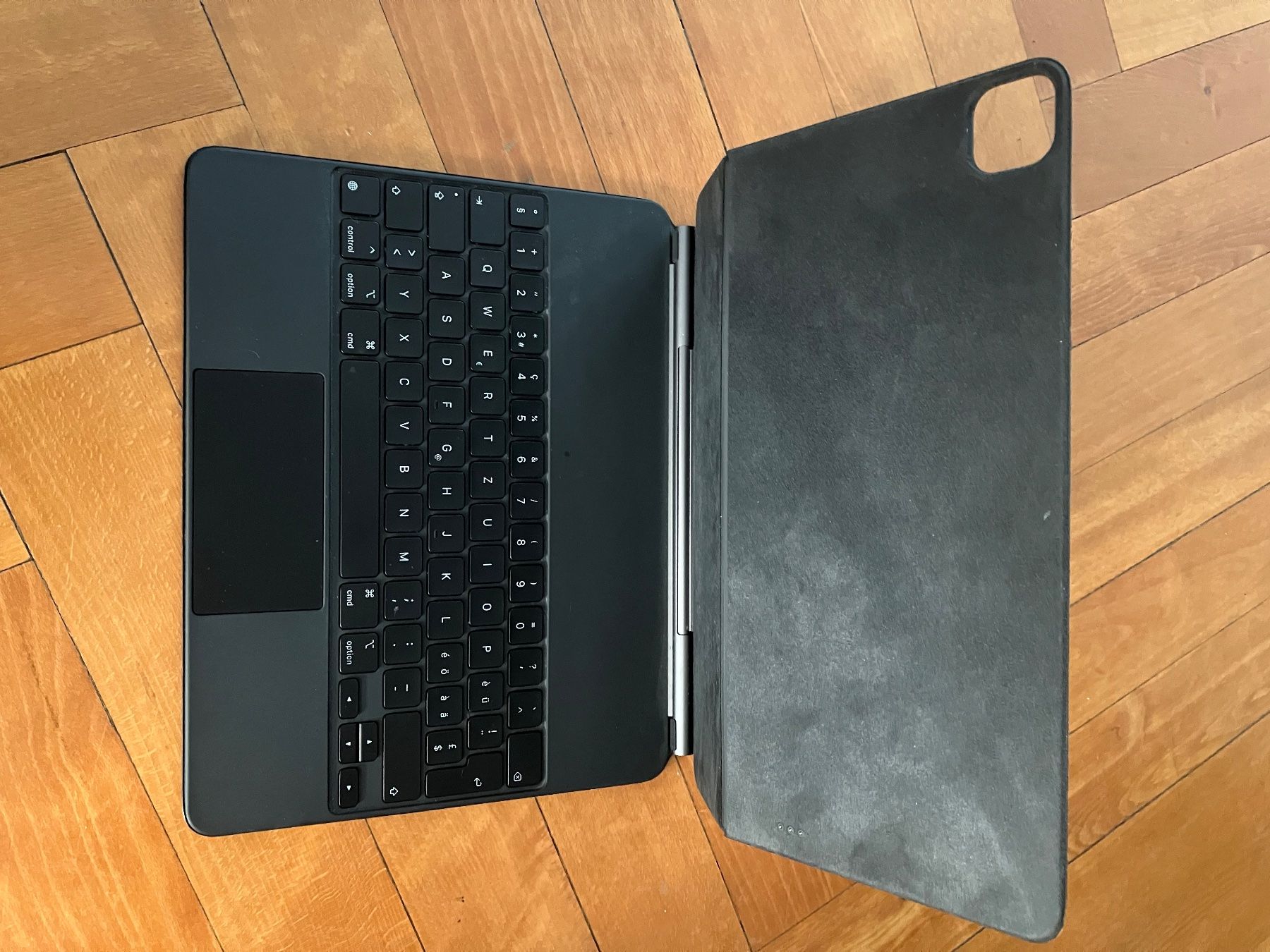 Apple Tablettes PC: Apple iPad Pro 12,9" inkl. Magic Keyboard und Apple Pencil – D'occasion à Bern par asophie 3