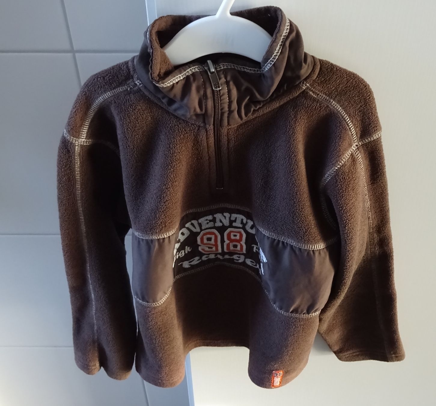 Pulls et sweat-shirts: Gr. 128 Pullover von Xmail – D'occasion à Wagenhausen par Kahlen