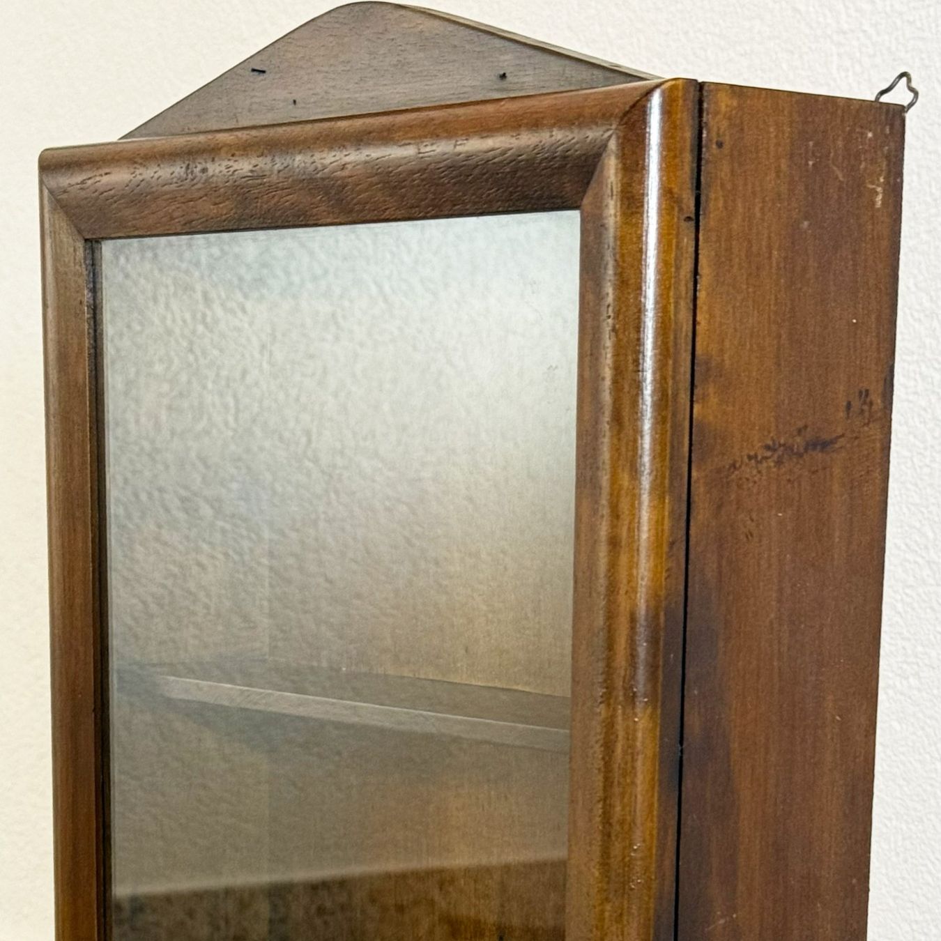 Vitrines: Kleine Wandvitrine – D'occasion à Windisch par Losdosquatros 4