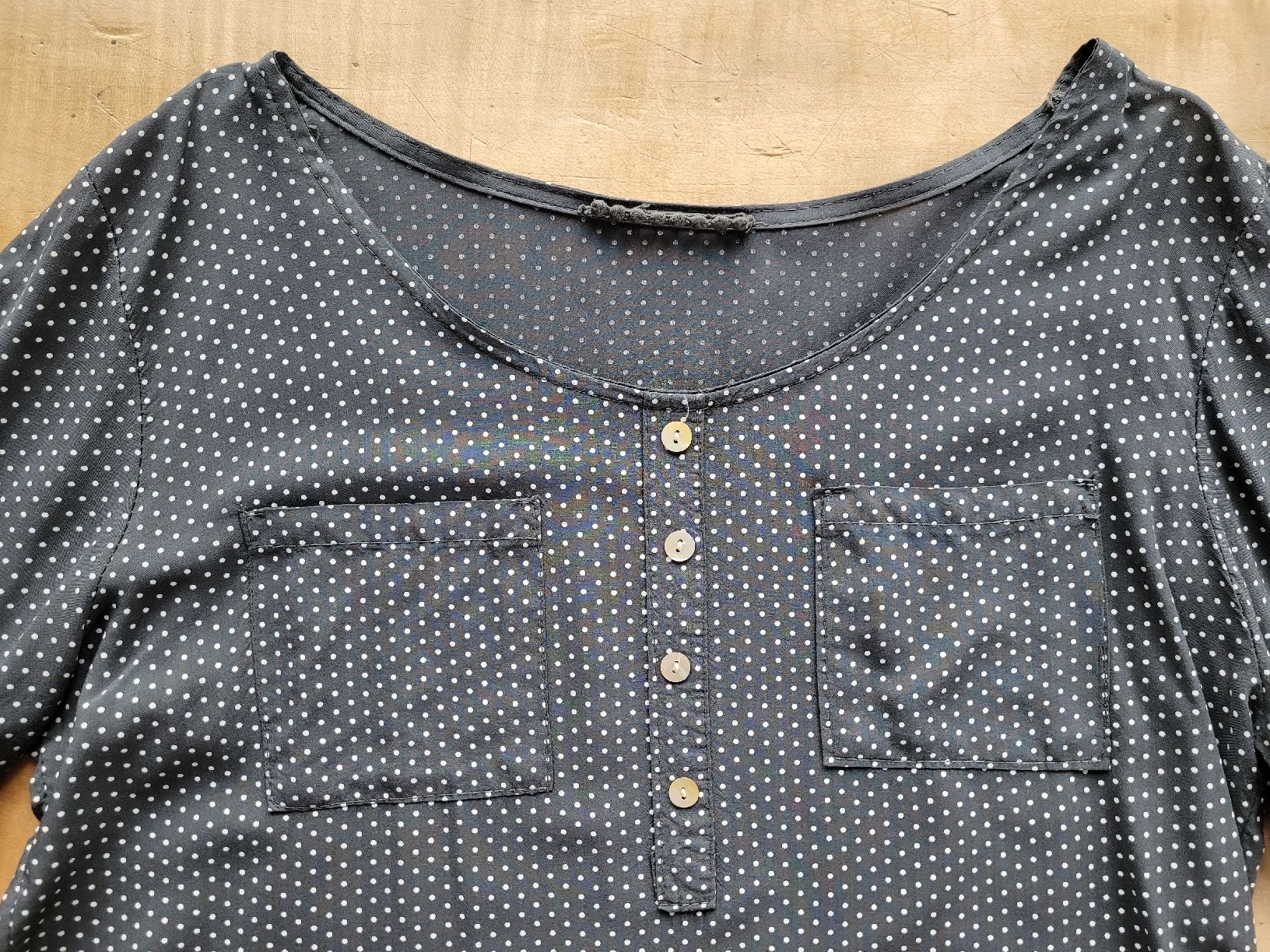 Blusen: Hübsche Bluse, gekauft bei NILE. 100% Viskose – Gebraucht aus Zürich von Engiadinabassa 2