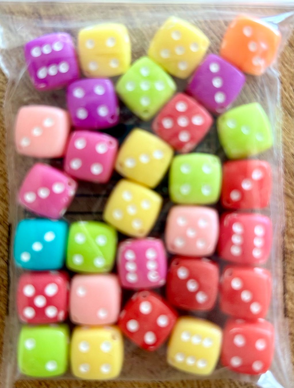 Perle (finte): Bastelperlen Würfel, ca 30 Stück, Neu – Nuovo e nell'imballaggio originale da Geneve venduto da vane267