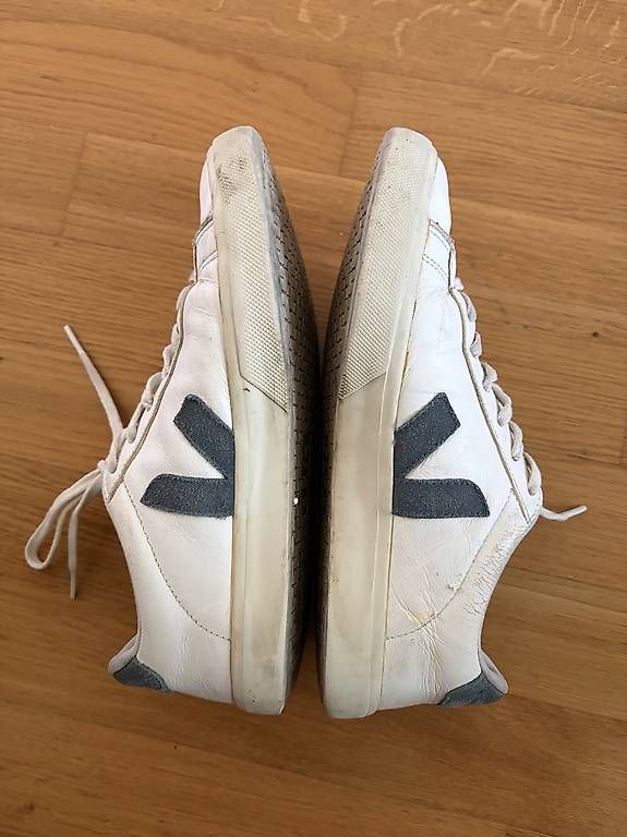 Scarpe da uomo: Herrenschuhe 43 / Man shoes 43 – Usato da Zürich venduto da fed_7qv8