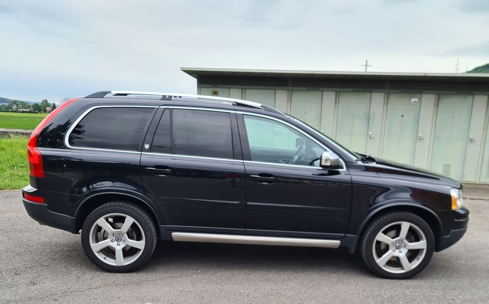 Volvo XC90 D5 AWD R | Kaufen auf Ricardo