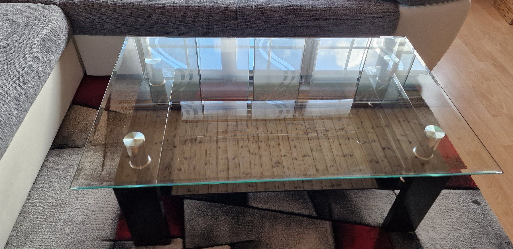 Tavoli: Eleganter Couchtisch mit Glasplatte – Usato da Rheineck venduto da Dalis-Fashion