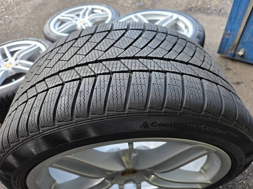 Porsche Pneumatici & Ruote complete: 19 Original Porsche 911 Wintersatz +RDKS – Usato da Rümlang venduto da AZAutozubehor 5