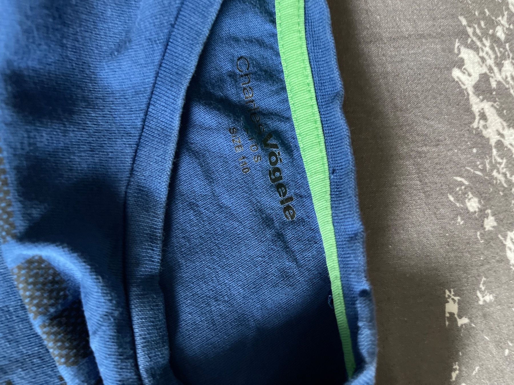 Hemden, T-Shirts & Polos: T-shirt enfant taille 110 – Gebraucht aus MARLY von AISLEE 2