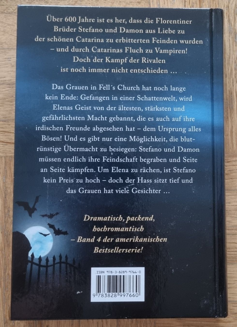 Libri: In der Schattenwelt. Tagebuch eines Vampirs. Band 4 – Usato da Urtenen-Schönbühl venduto da Kahru 2