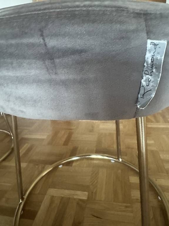 Hocker: Richmond Interiors Sitzhocker Luxury – Gebraucht aus Seengen von Linda1781 2
