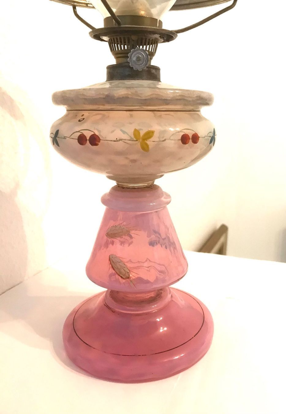 Lampade: Wunderbare Petroleumlampe , antik. – Usato da Füllinsdorf venduto da unda2 6