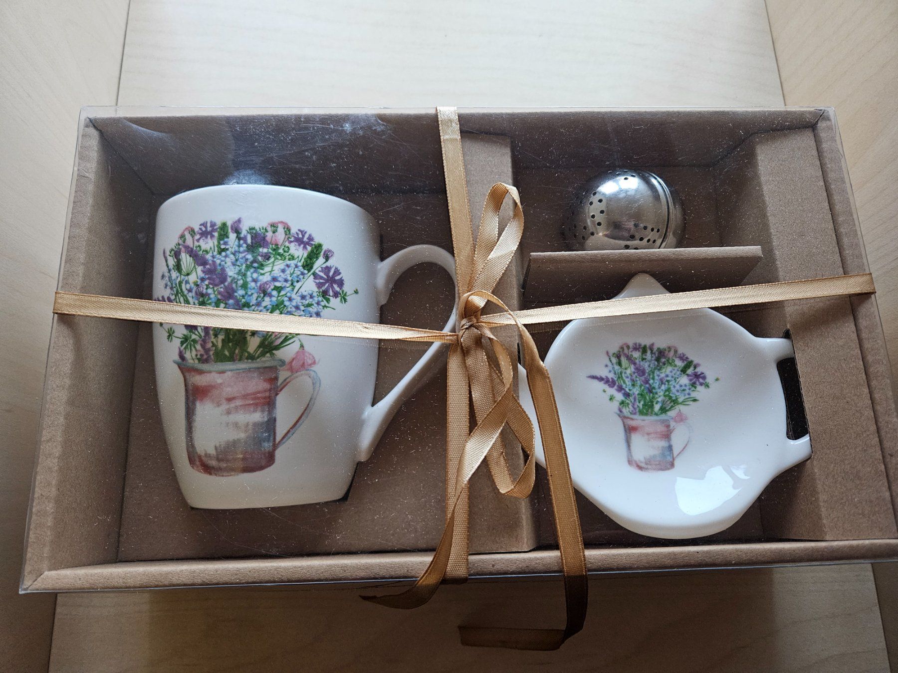 Services de table: Tee-Set inkl. Tee-Ei neu und originalverpackt – Neuf avec emballage d'origine à Schaffhausen par sabrina915