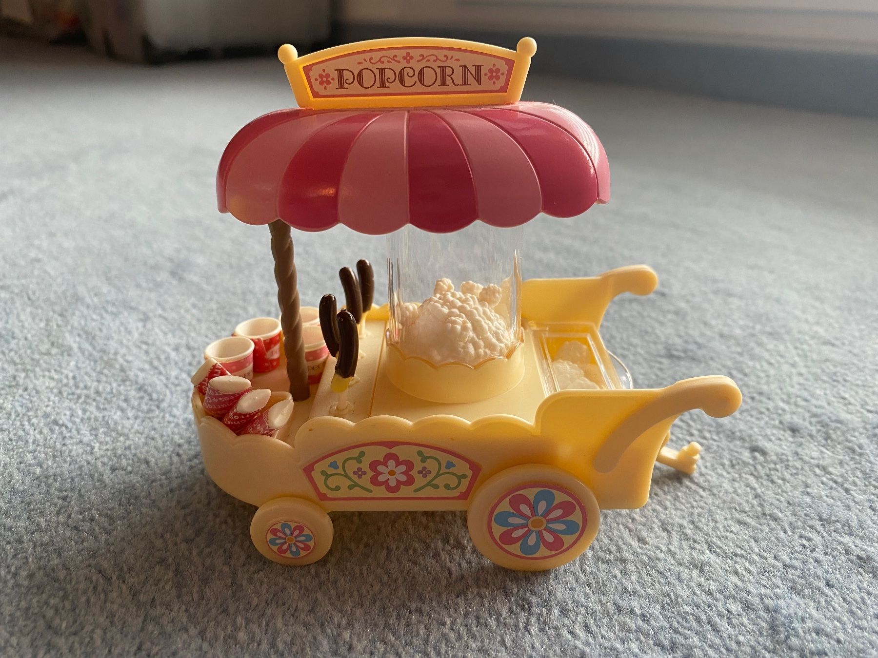 Sylvanian families Giocattoli: Sylvanian Families - Popcornwagen – Usato da Russikon venduto da Barolo17