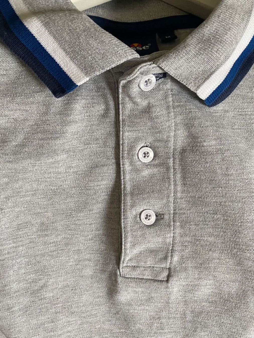 Ellesse Magliette Polo: Polo T-Shirt Ellesse, Grösse M – Usato da Zürich venduto da hulahup 1