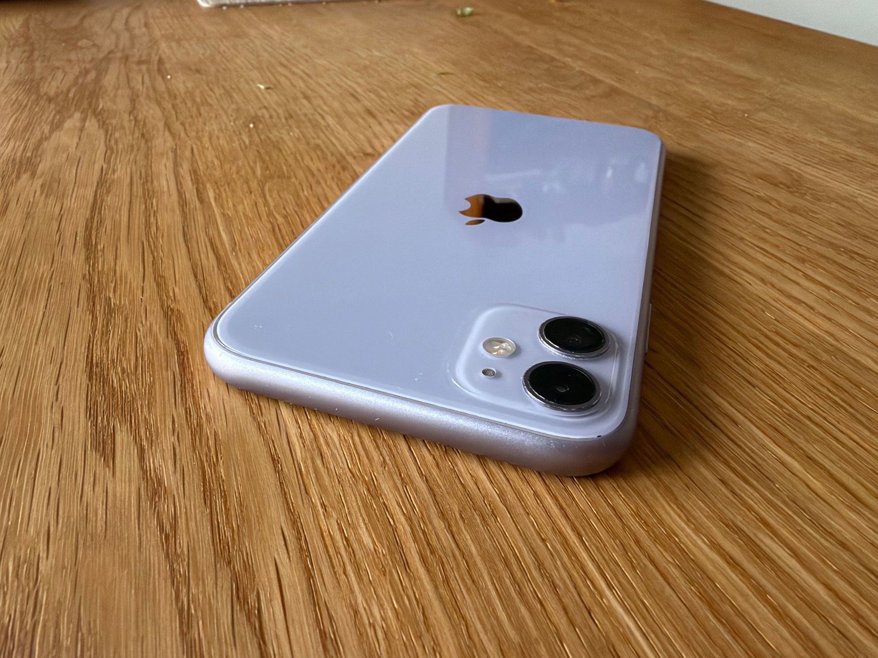 Apple Handys / Smartphones: iPhone 11, 64 GB, lila – Gebraucht aus Wil SG von Klicks 9