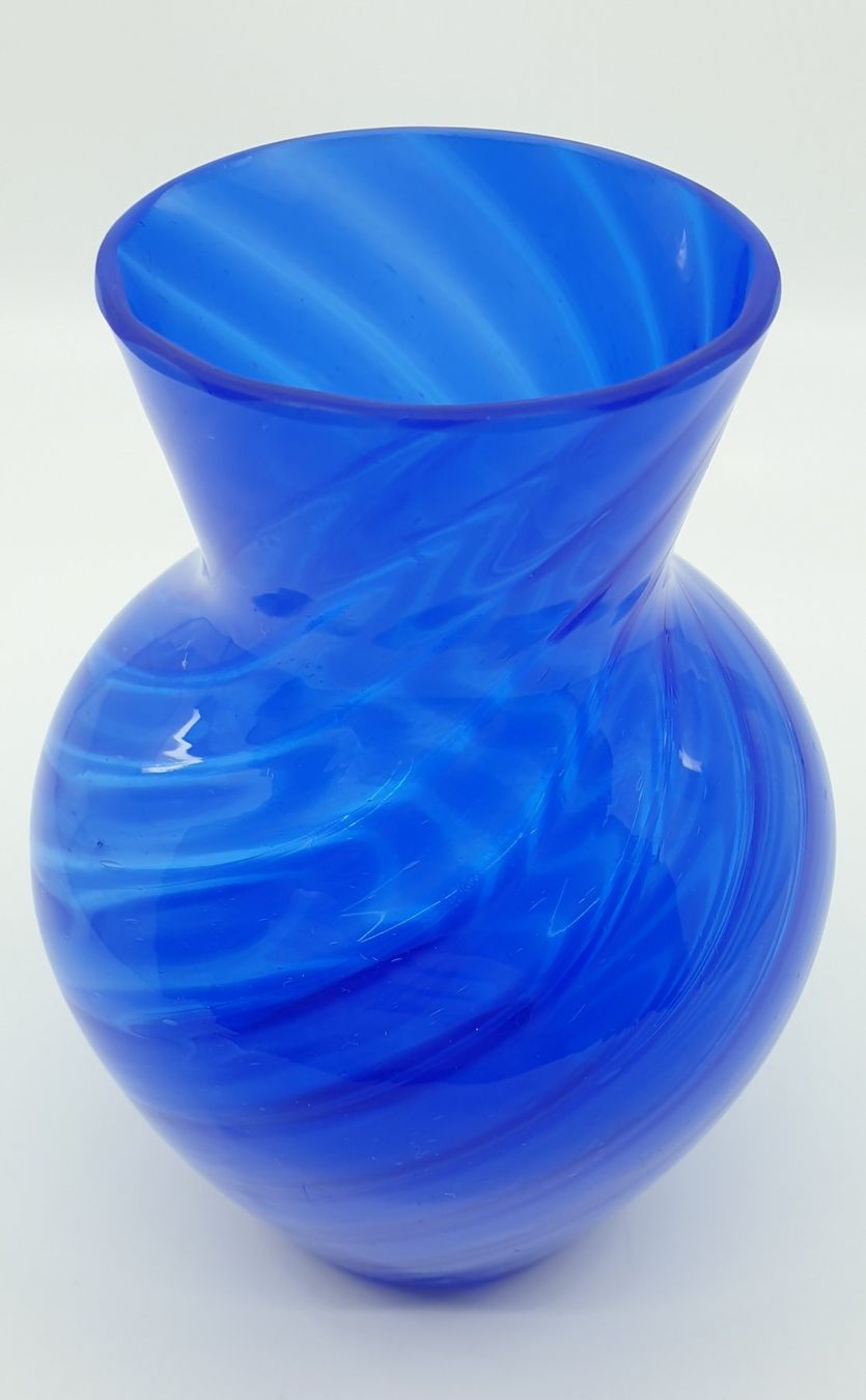 Murano Vasen & Gefässe: Blaue Murano Swirl Vase – Gebraucht aus Emmen von  4