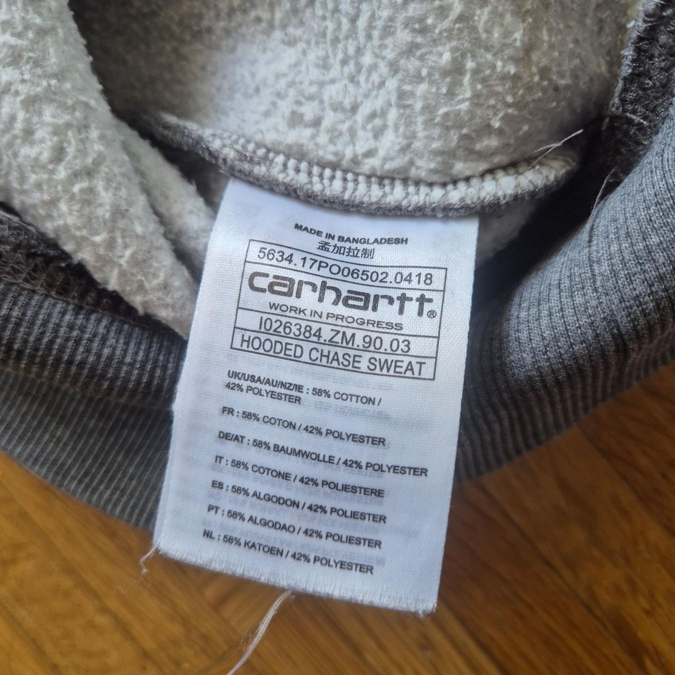 Carhartt Maglioni & Felpe: Carhartt Hooded Chase Sweat Pullover Gr. L – Usato da Luzern venduto da nnamfuak 4