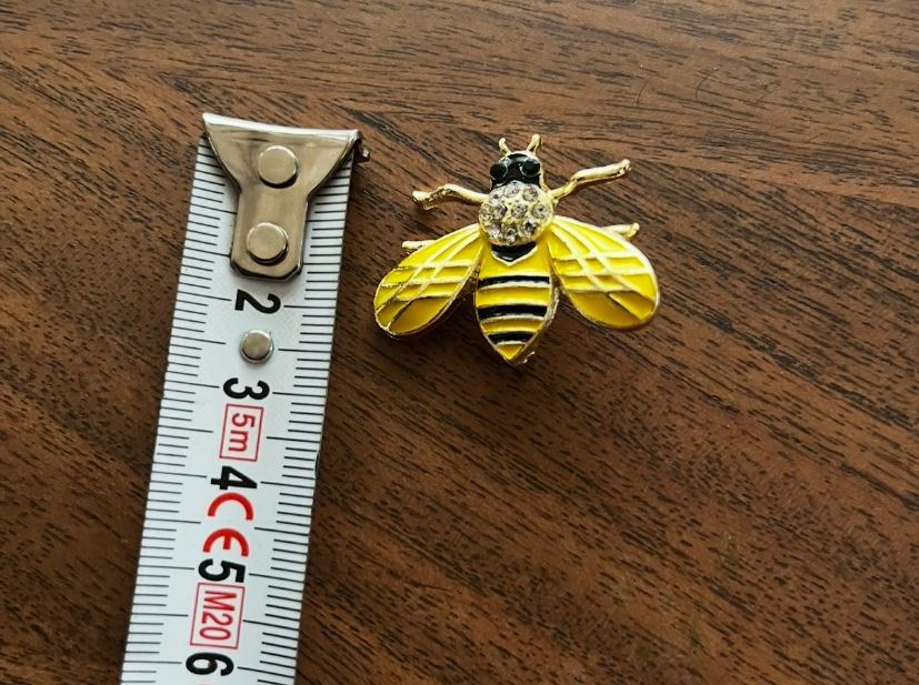 Spille & Fermagli: Brosche Biene, goldig, mit Strass, 🐝 – Nuovo (secondo la descrizione) da Gams venduto da Mariawicca 6