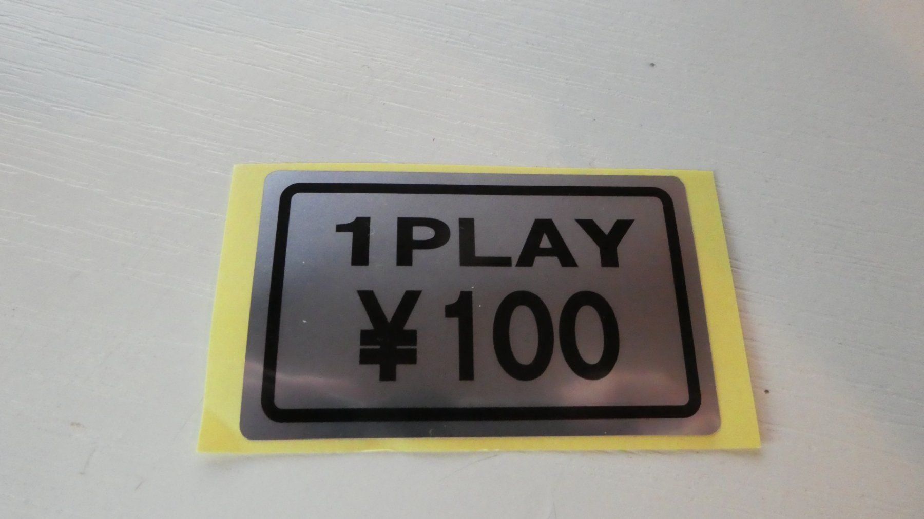 Slot Machine: Sticker Arcade "1 Play ¥100" Seimitsu – Nuovo (secondo la descrizione) da Lausen venduto da Vectrex1