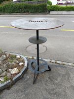 Origineller Stehtisch «Tutuka» Eisen mit Patina
