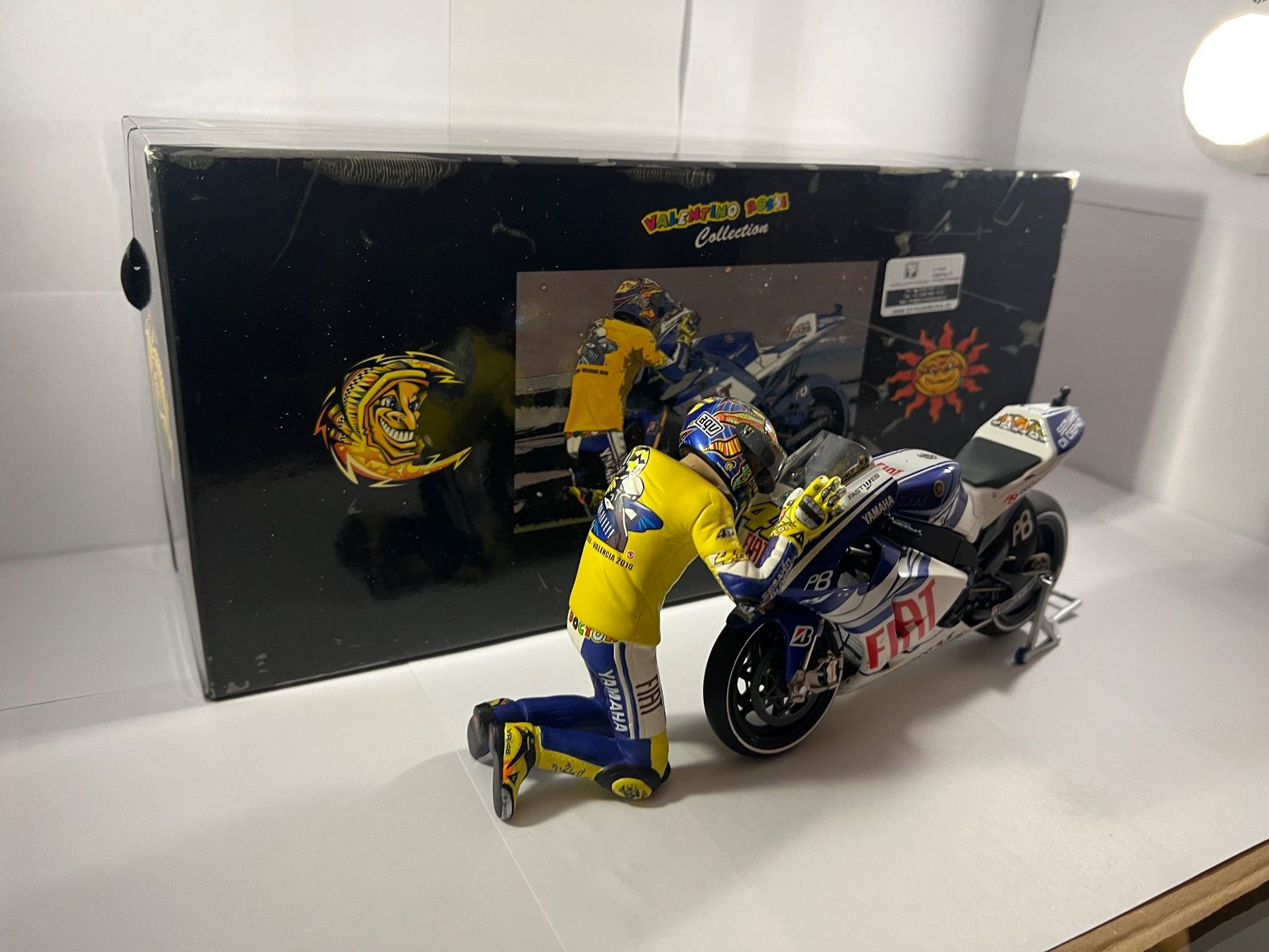Minichamps Kit di modellismo & Modellini statici: Valentino Rossi Lot 7 – Usato da Sergey venduto da Mascotte00 1