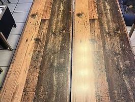 Esstisch mit holzoptik