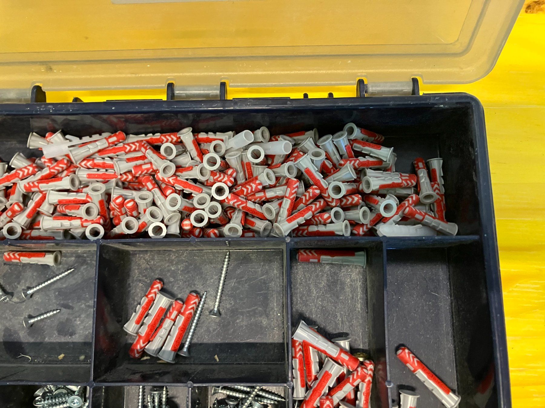 Utz Tutti gli attrezzi: Raco Sortierbox/Koffer mit Inhalt ab 1.- – Nuovo (secondo la descrizione) da Lichtensteig venduto da Buy24International 5